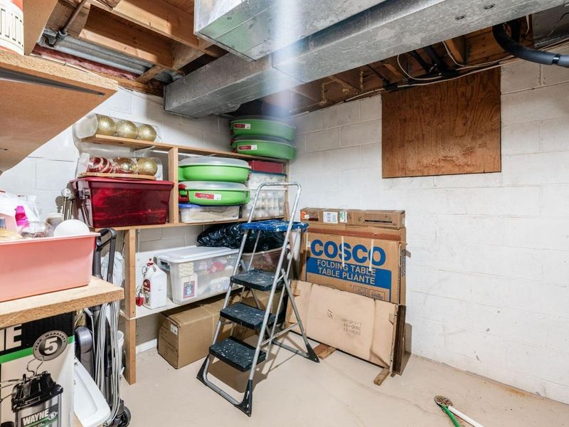 6278 Geyer Drive, Columbus, OH 43228 Photo 32