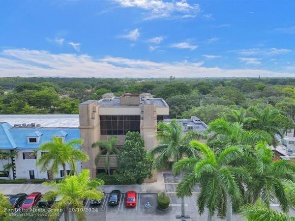 1505 N University Dr, Coral Springs, FL 33071