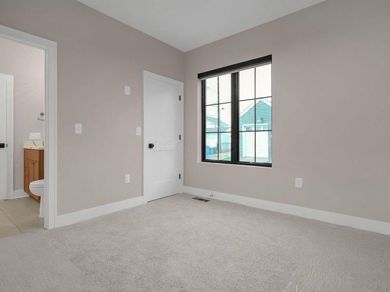 1081 W 3rd Avenue, Columbus, OH 43212 Photo 13