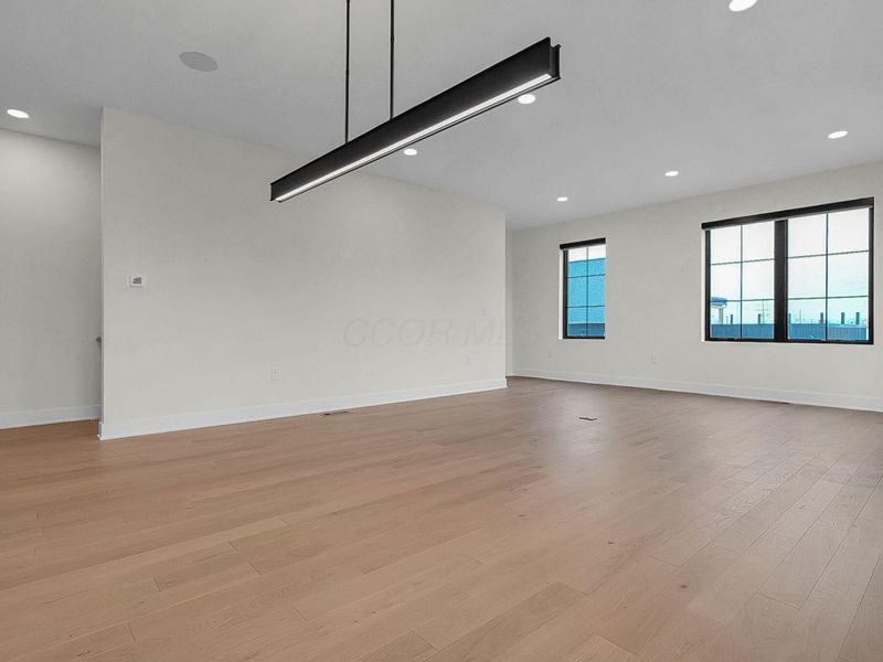 1081 W 3rd Avenue, Columbus, OH 43212 Photo 23