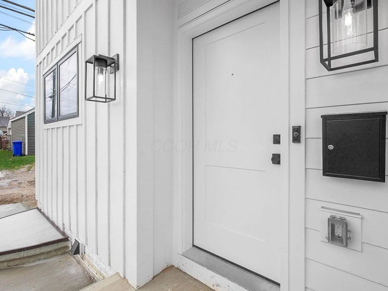 1081 W 3rd Avenue, Columbus, OH 43212 Photo 3