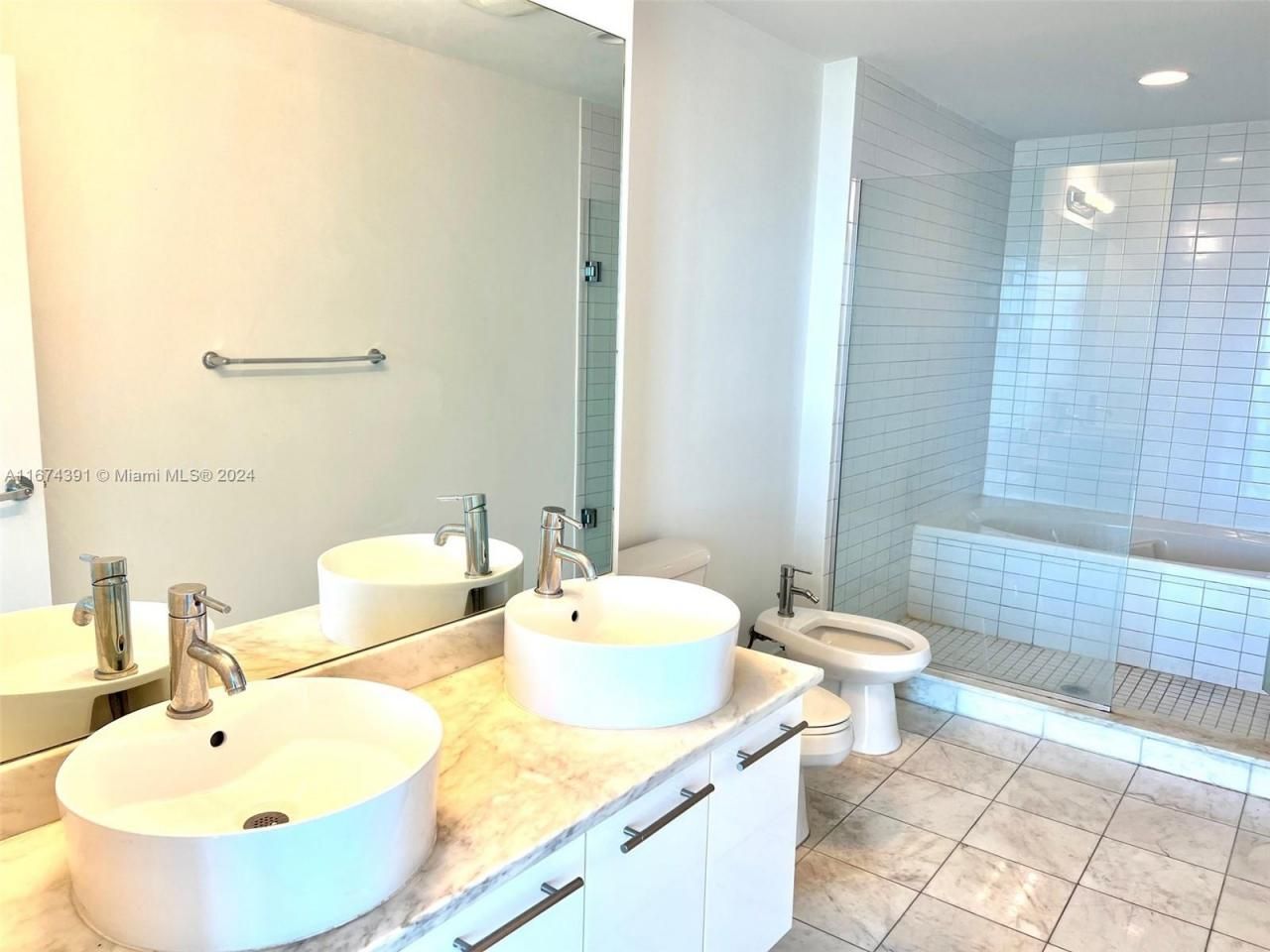 888 Biscayne Blvd, Unit 1811, Miami, FL 33132 Photo
