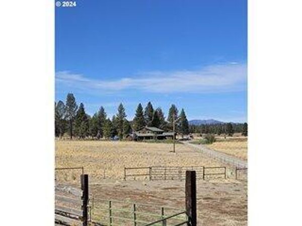 29951 Oregon Pines Road, Beatty, OR 97621