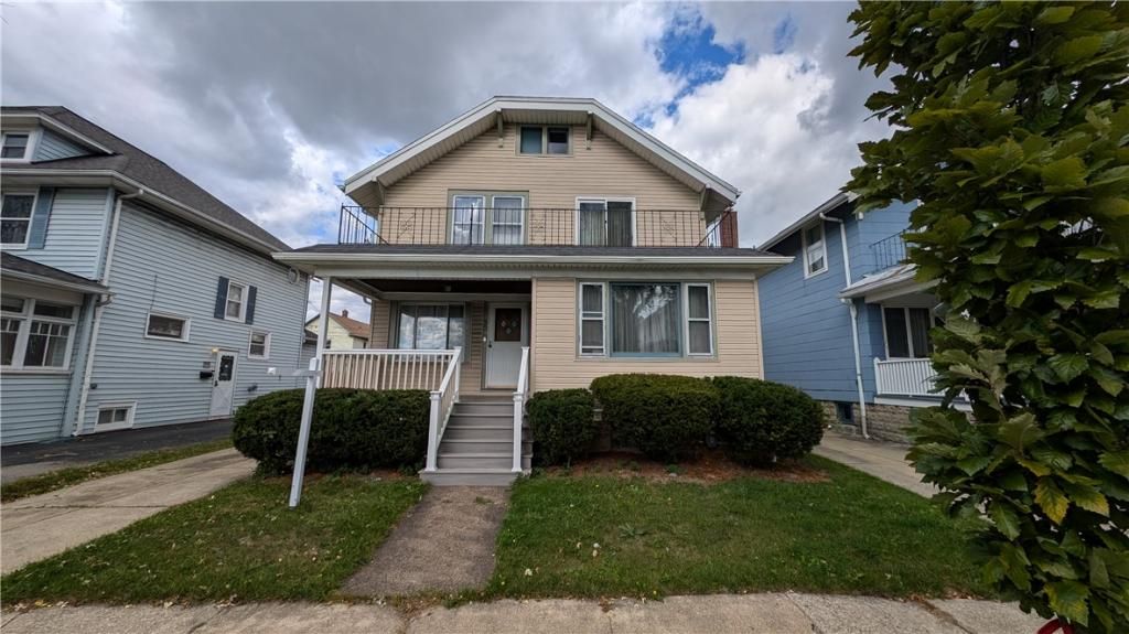 32 E Hazeltine Avenue, Buffalo, NY 14217 Main Photo
