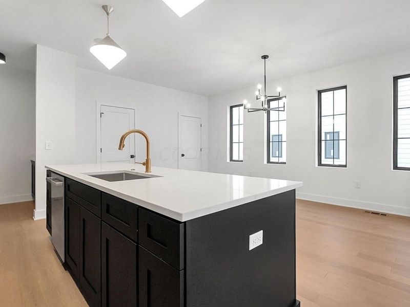 1083 W 3rd Avenue, Columbus, OH 43212 Photo 26