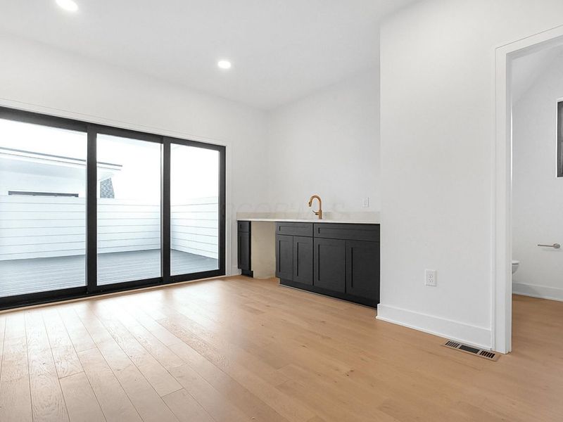 1083 W 3rd Avenue, Columbus, OH 43212 Photo 49