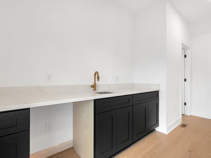 1083 W 3rd Avenue, Columbus, OH 43212 Photo 50