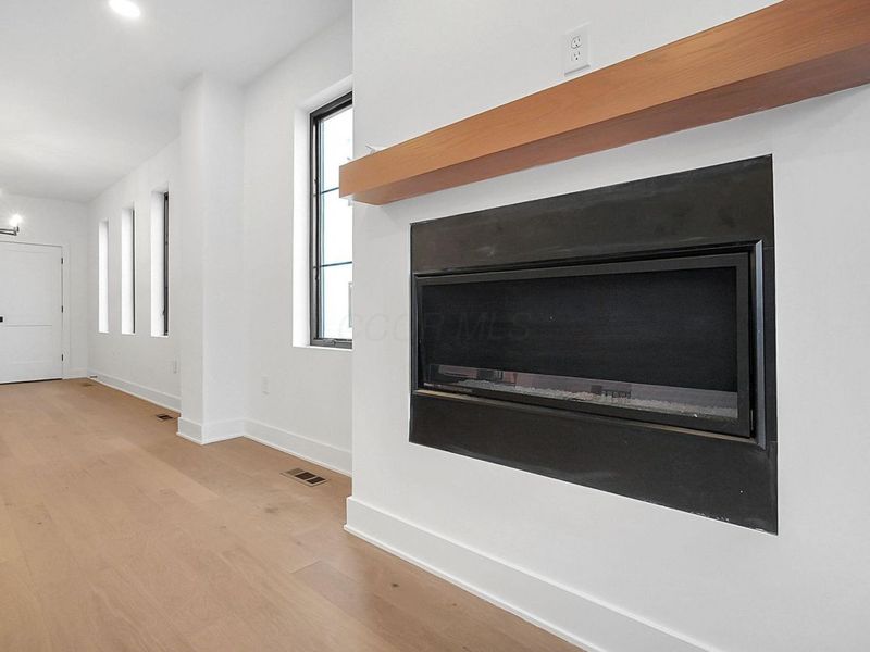 1083 W 3rd Avenue, Columbus, OH 43212 Photo 9