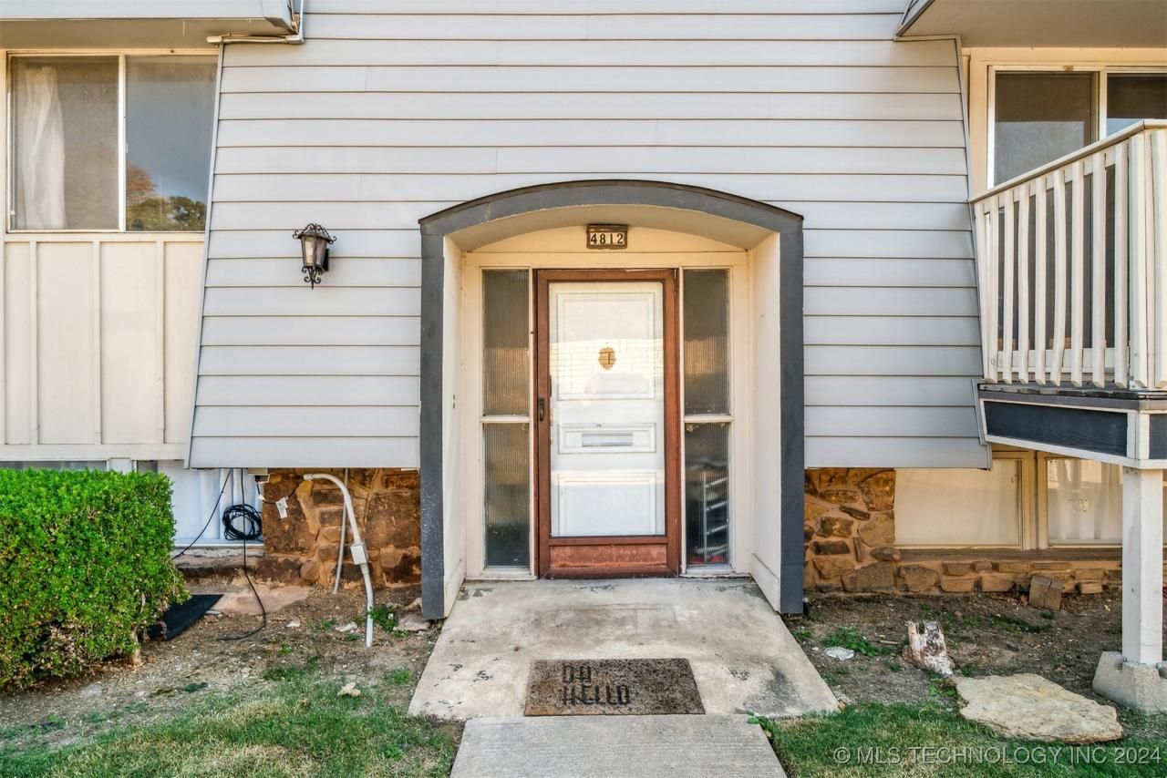 4812 E 68th Street, Unit 107, Tulsa, OK 74136 Main Photo