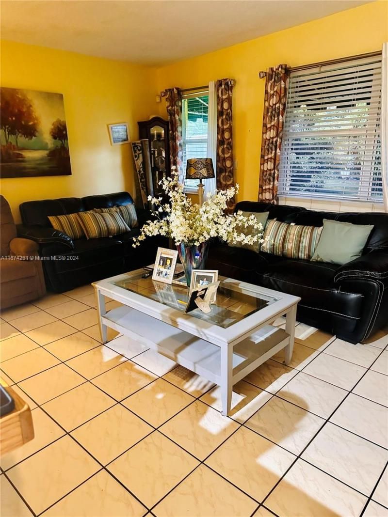 523 S 61st Ave, Hollywood, FL 33023 Photo