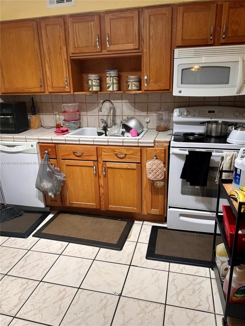 523 S 61st Ave, Hollywood, FL 33023 Photo