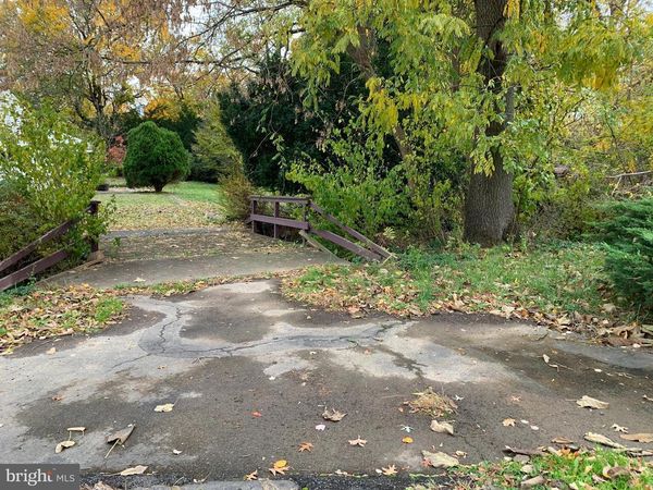 1515 N MEADOWBROOK ROAD, FEASTERVILLE TREVOSE, PA 19053