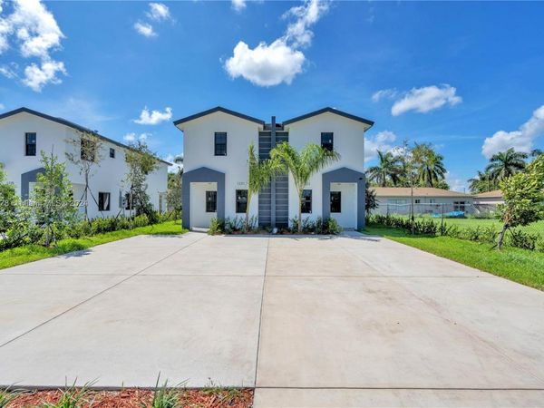 1231 NW 9th Avenue, Unit 1231, Florida City, FL 33034