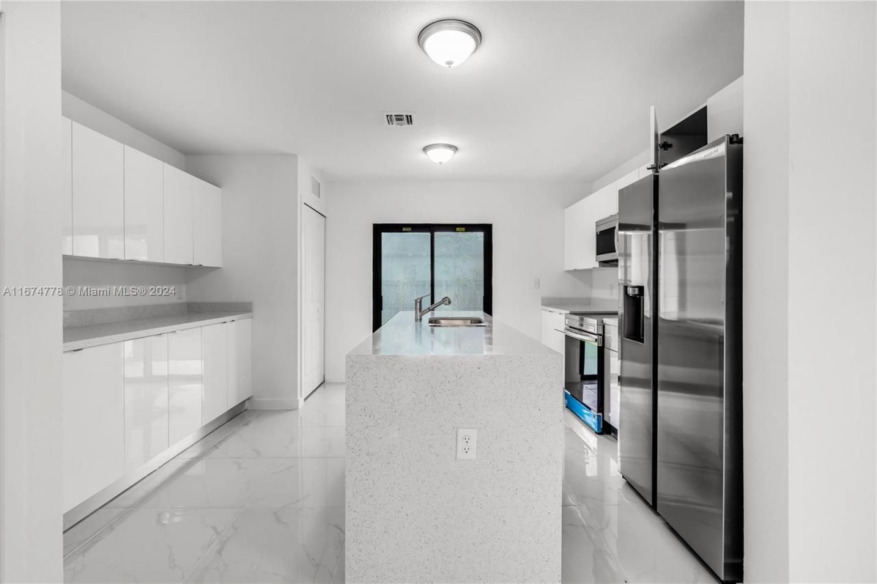 1231 NW 9th Avenue, Unit 1231, Florida City, FL 33034 Photo
