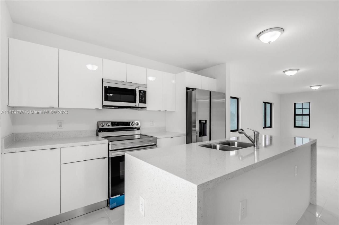 1231 NW 9th Avenue, Unit 1231, Florida City, FL 33034 Photo