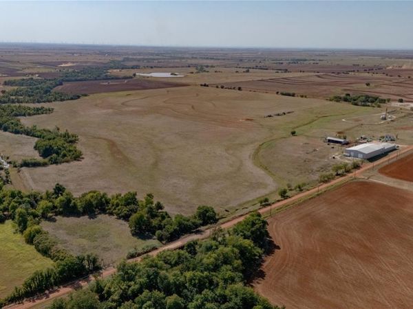 25222 E 780 Road, Kingfisher, OK 73750