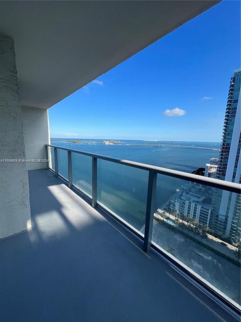 1155 Brickell Bay Dr, Unit 3205, Miami, FL 33131 Photo