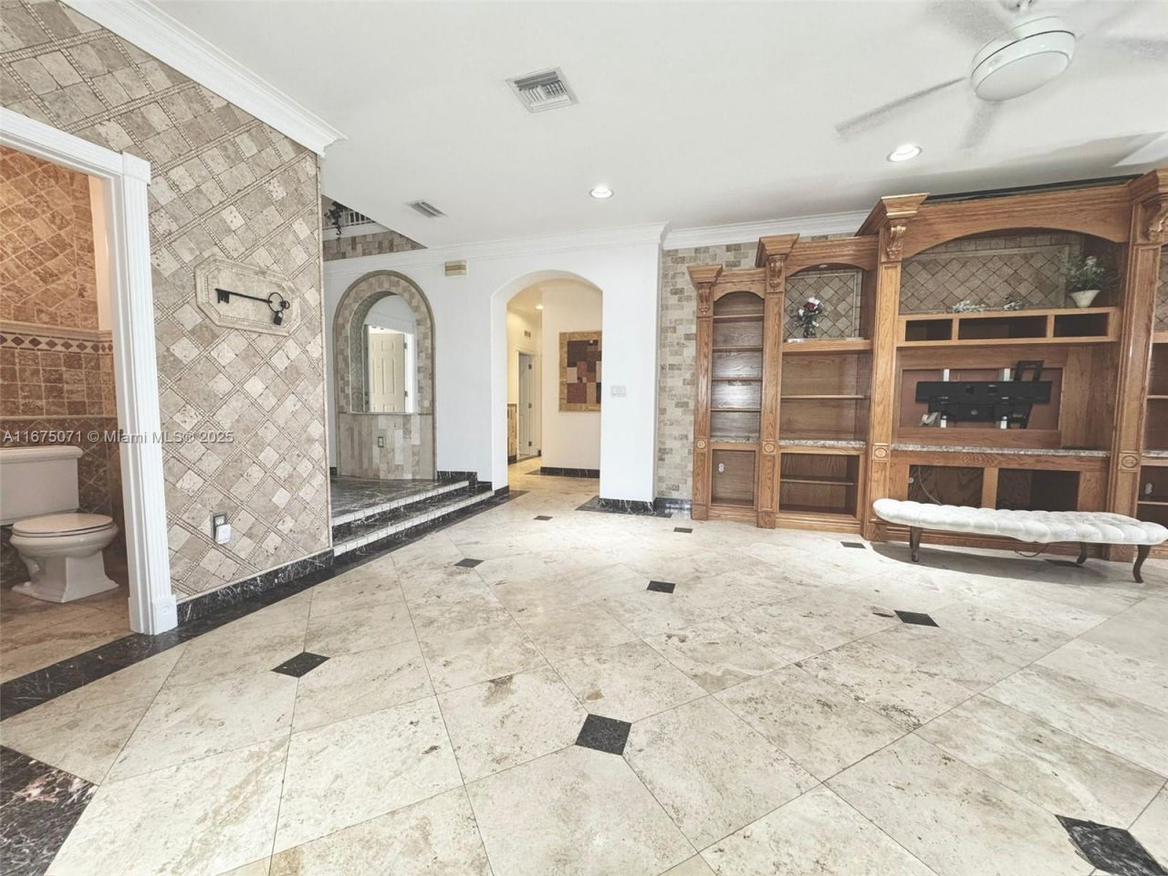 232 SW 7th Ave, Hallandale Beach, FL 33009 Photo