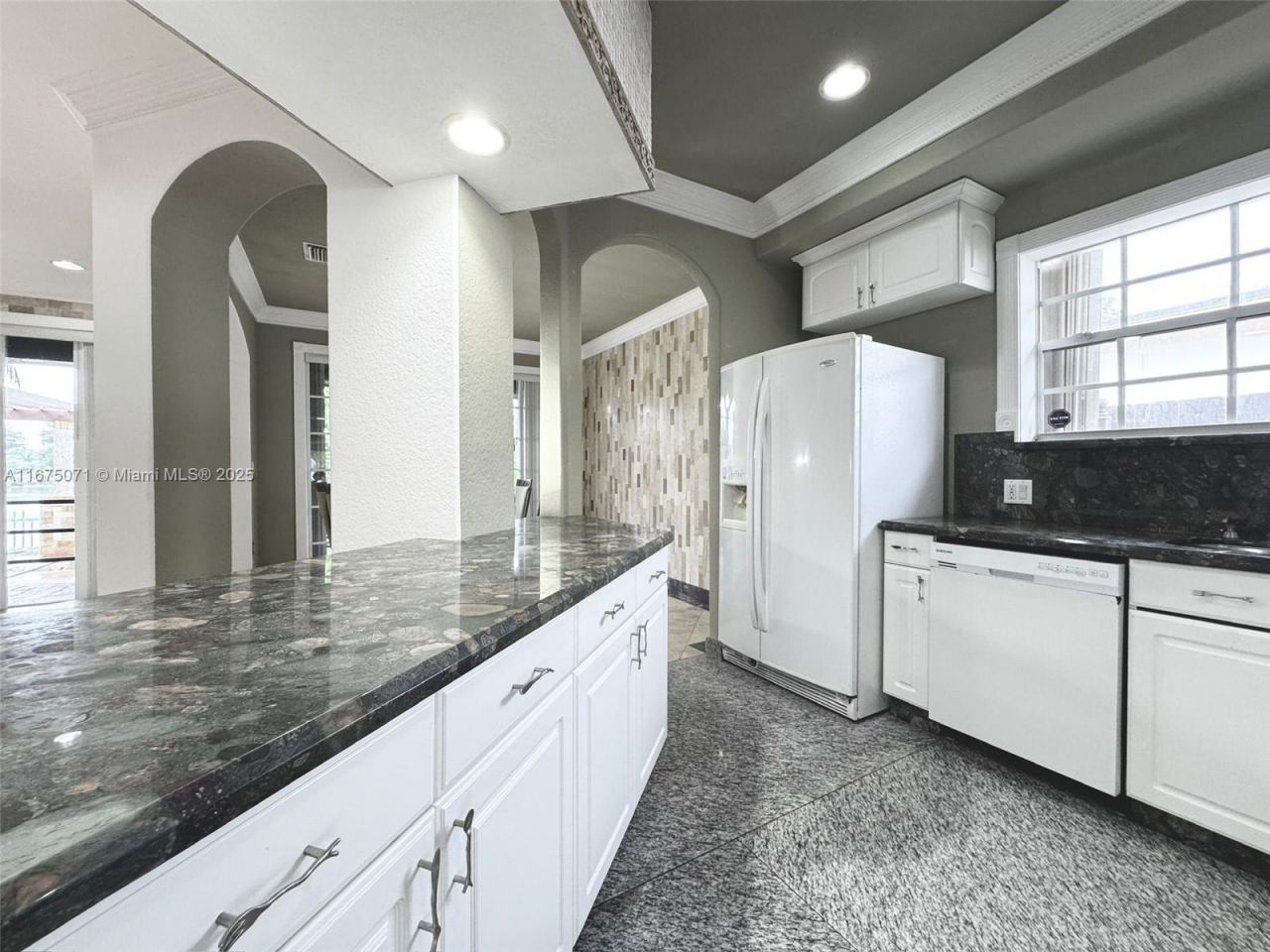 232 SW 7th Ave, Hallandale Beach, FL 33009 Photo