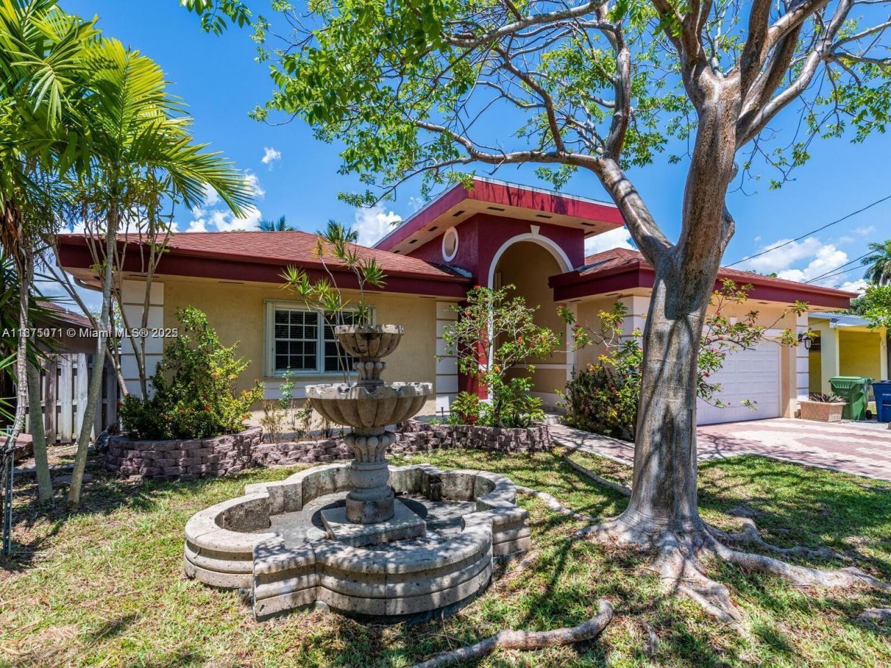 232 SW 7th Ave, Hallandale Beach, FL 33009 Photo