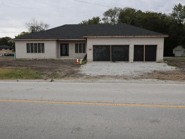 16330 Prince Drive, South Holland, IL 60473