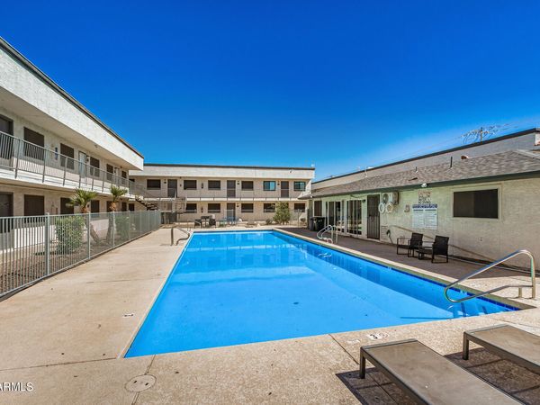 18202 Cave Creek Road, 5 units, Phoenix, AZ 85032