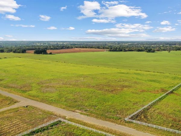 206 Homestead Court, Lipan, TX 76462