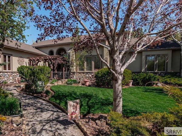 5640 Gleneagles Drive, IDAHO FALLS, ID 83401