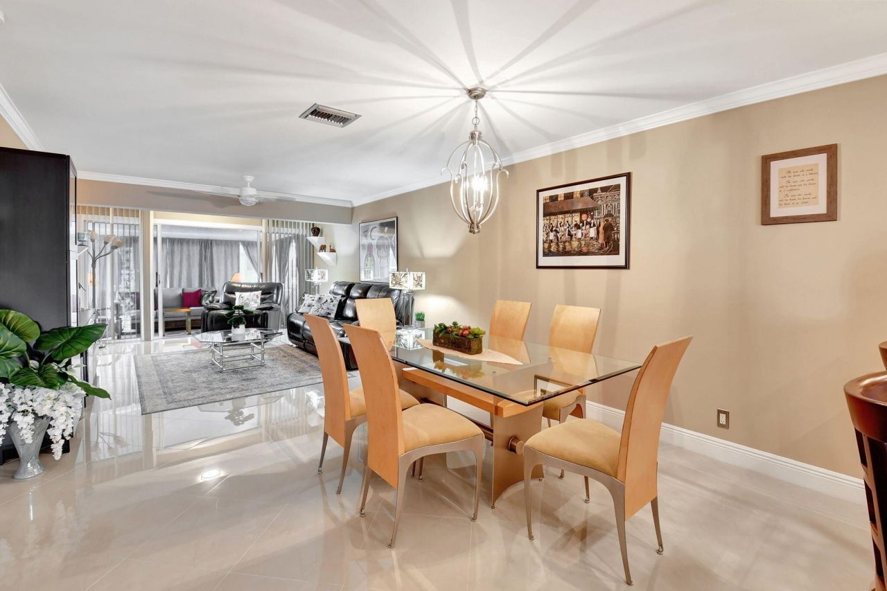 2721 SW 15th Street, Unit 203, Delray Beach, FL 33445 Photo