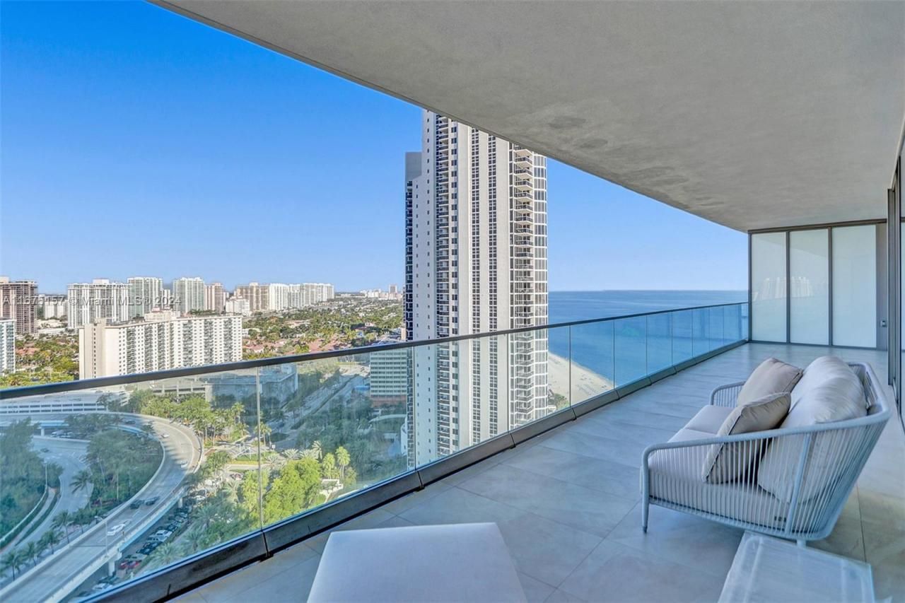 18975 Collins Ave, Unit 2001, Sunny Isles Beach, FL 33160 Photo