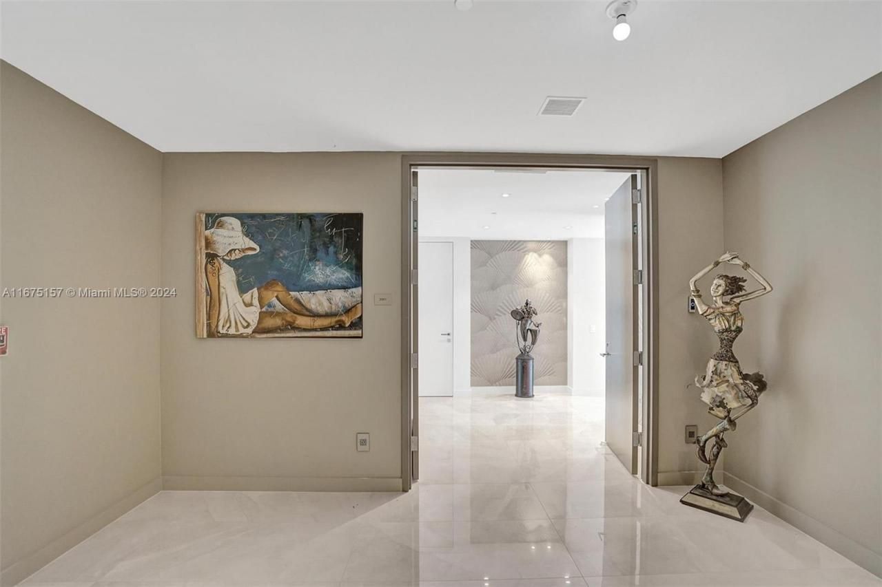 18975 Collins Ave, Unit 2001, Sunny Isles Beach, FL 33160 Photo