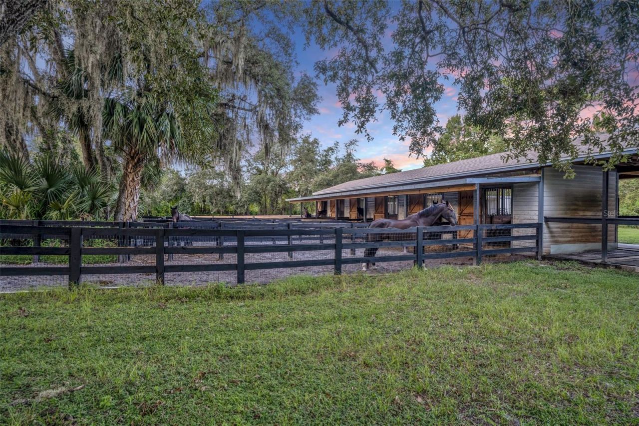 2075 Genova Drive, Oviedo, FL 32765 Photo