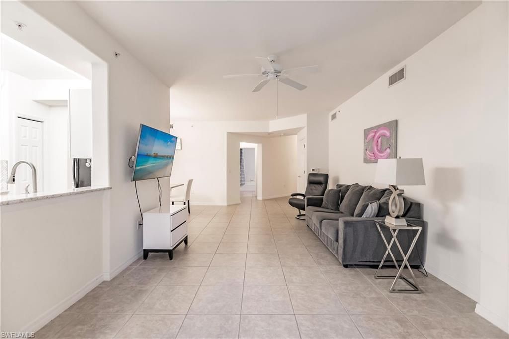 1325 Henley St, Unit 902, Naples, FL 34105 Photo