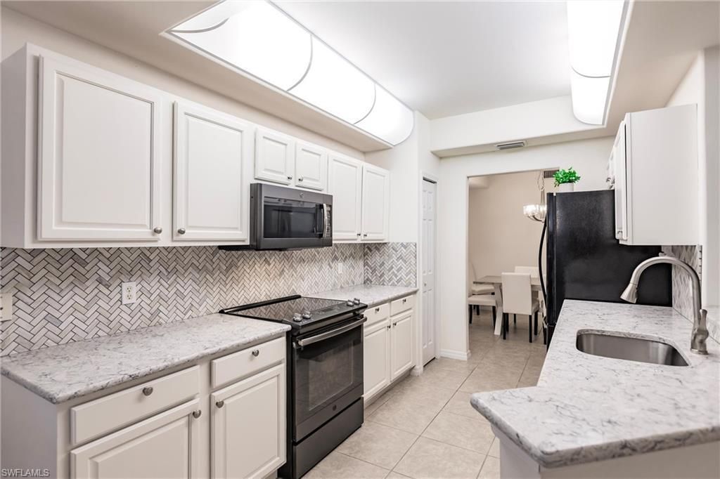 1325 Henley St, Unit 902, Naples, FL 34105 Photo