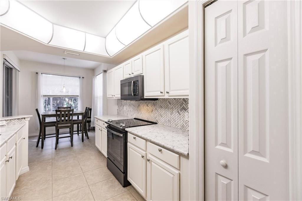 1325 Henley St, Unit 902, Naples, FL 34105 Photo