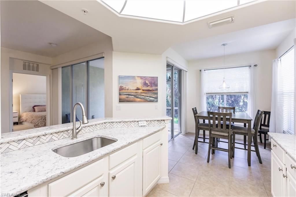 1325 Henley St, Unit 902, Naples, FL 34105 Photo