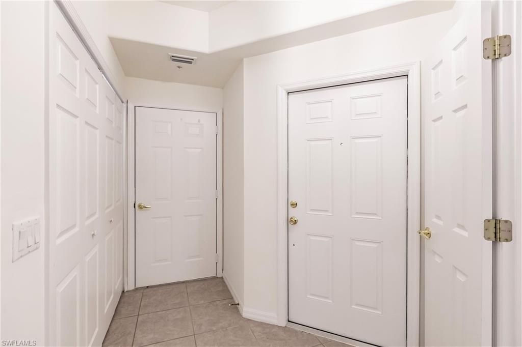 1325 Henley St, Unit 902, Naples, FL 34105 Photo