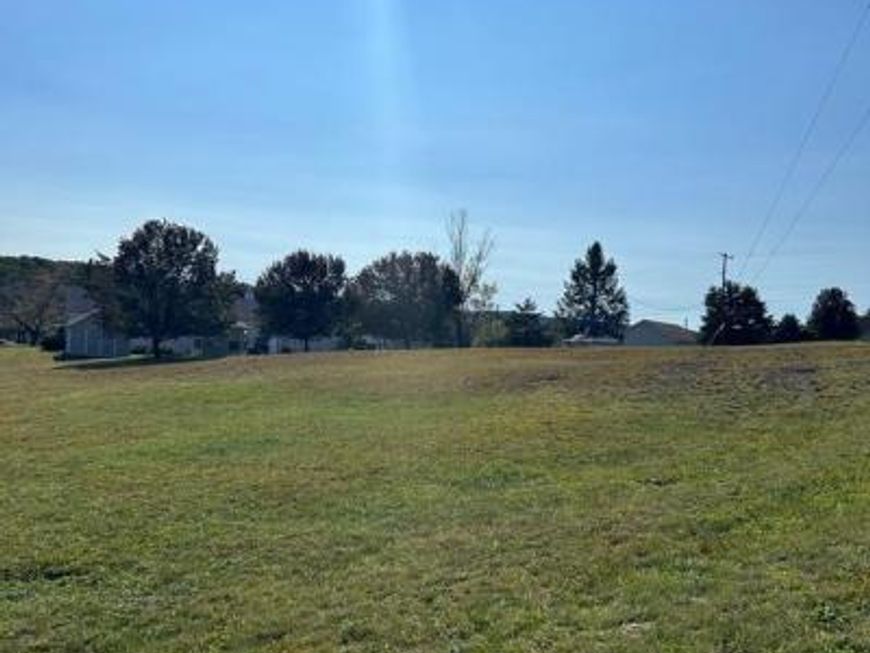 2200 Quarterhorse Drive, Auburn, PA 17922 Main Photo