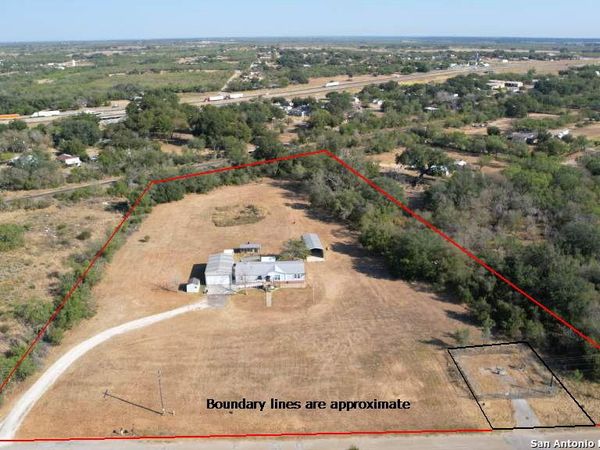 337 COUNTY ROAD 2518, Moore, TX 78057