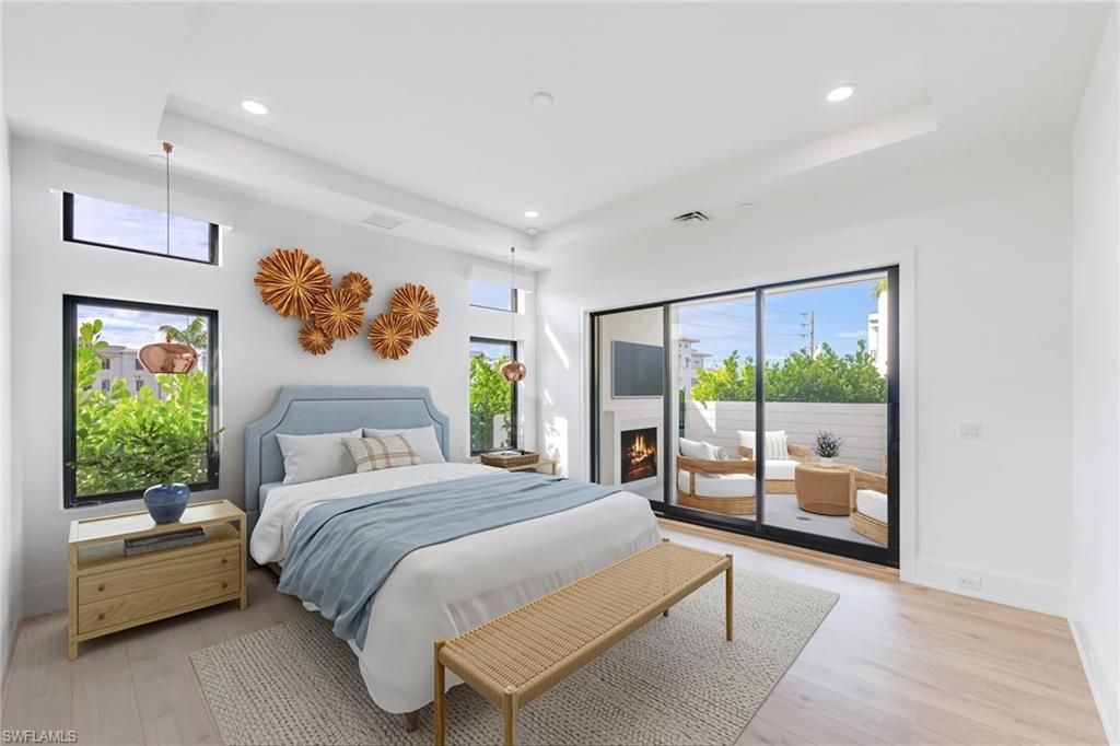 82 9th St S, Unit 205, Naples, FL 34102 Photo