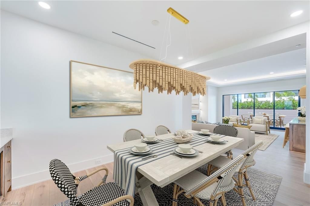 82 9th St S, Unit 205, Naples, FL 34102 Photo