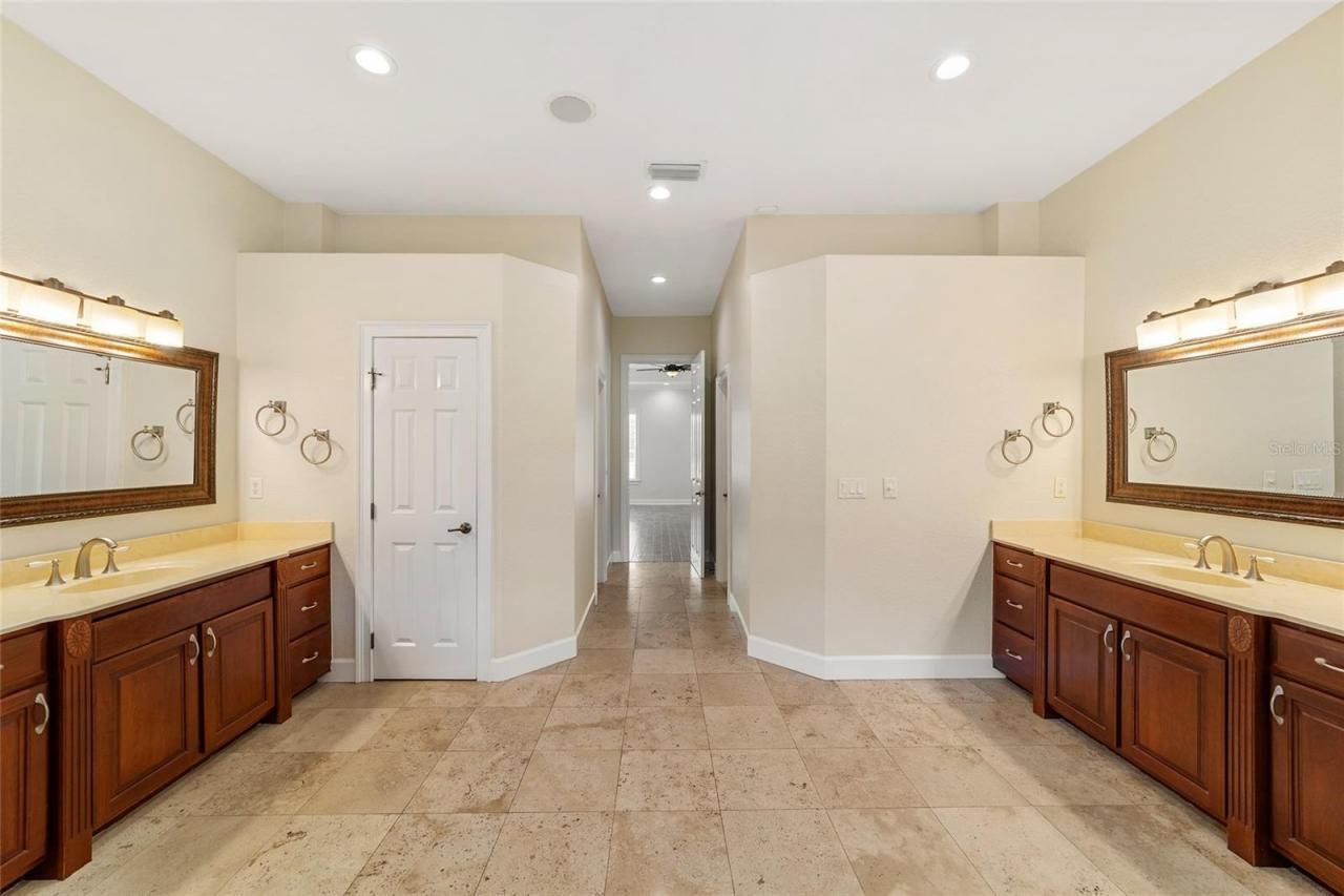 8280 SE 15th Court, Ocala, FL 34480 Photo
