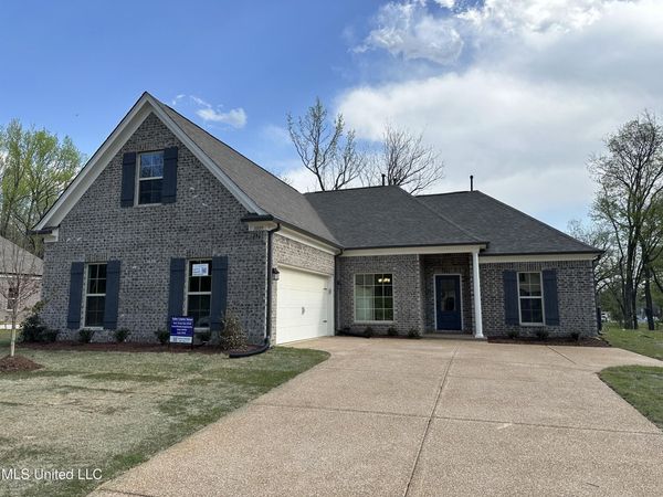 1009 Collie Drive, Hernando, MS 38632