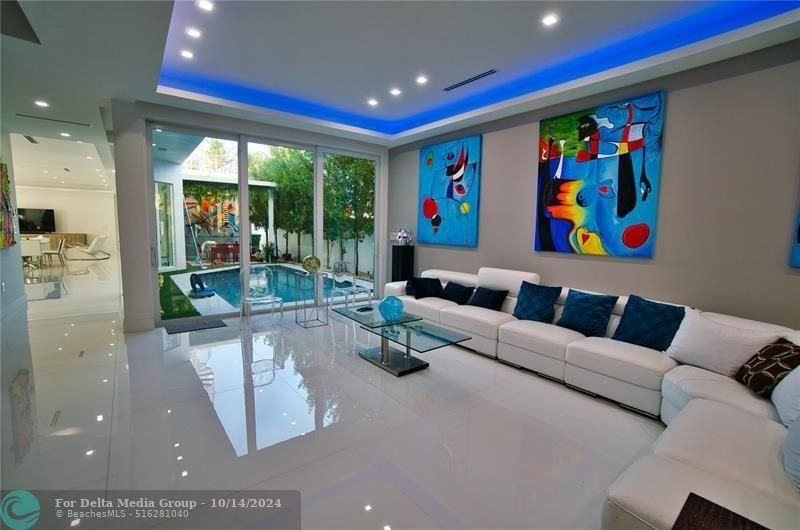 3325 NE 18th, Fort Lauderdale, FL 33305 Photo