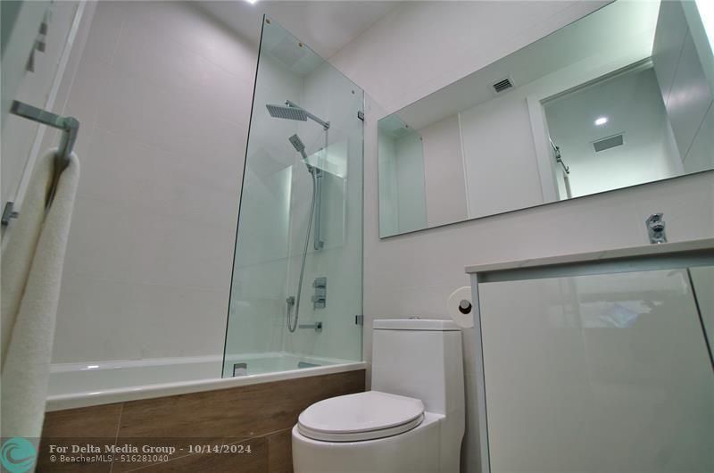 3325 NE 18th, Fort Lauderdale, FL 33305 Photo