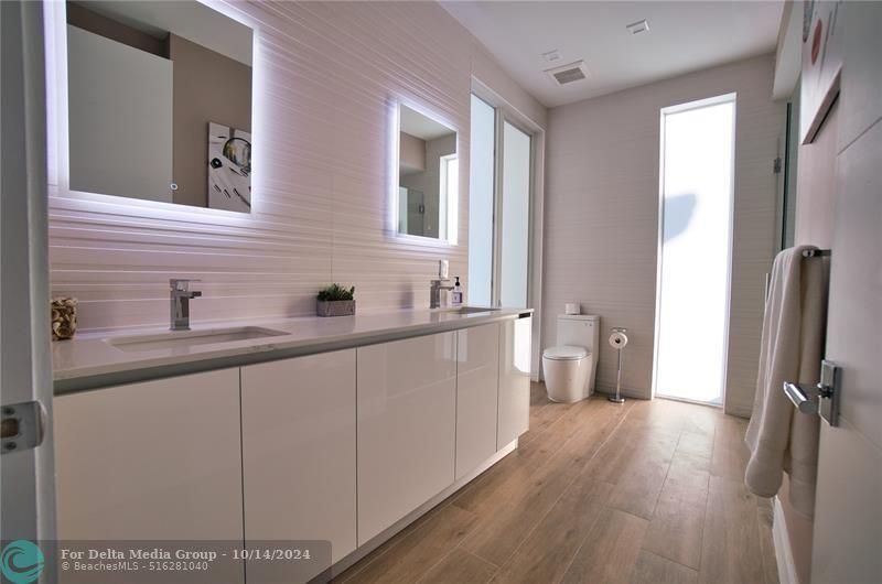 3325 NE 18th, Fort Lauderdale, FL 33305 Photo