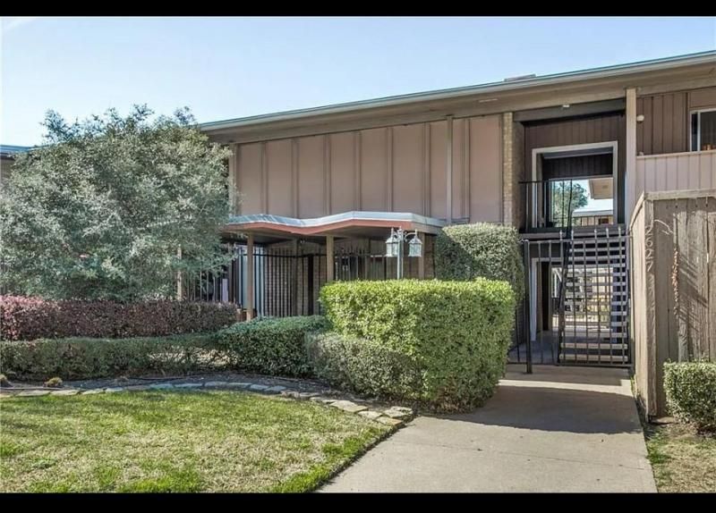 2627 Douglas Avenue, Unit 202, Dallas, TX 75219 Main Photo