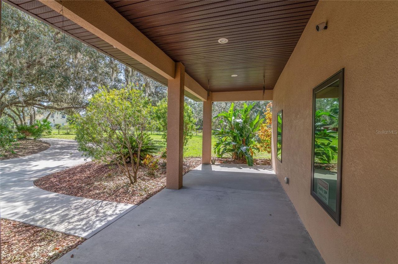 3933 Mammoth Grove Road, Lake Wales, FL 33898 Photo