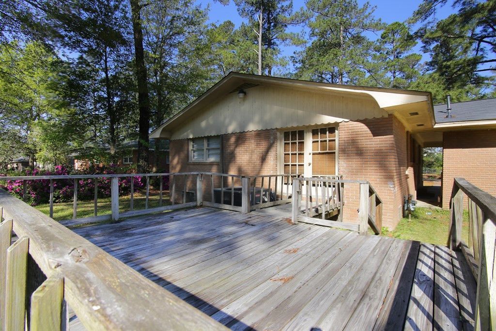 1172 Wisteria Photo 26