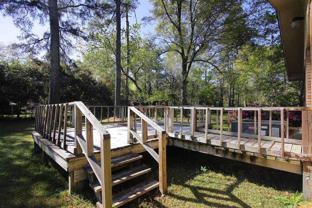 1172 Wisteria Photo 28